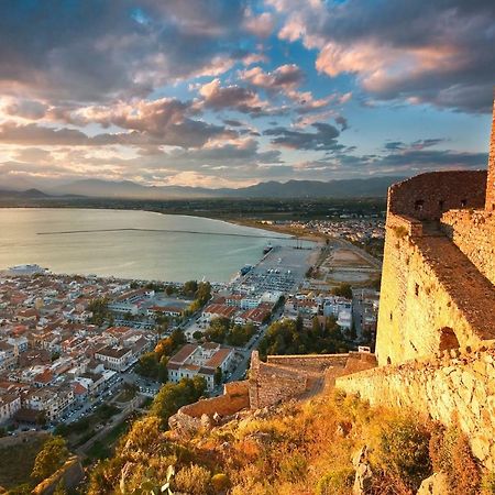 Cozy Apartment In Nafplio Old Town Exterior foto